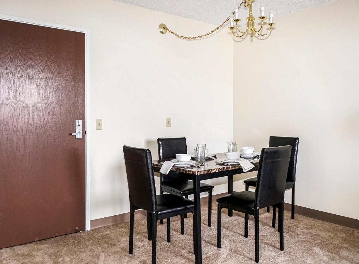 סאות'פילד Short Term Rentals At The Park At Trowbridge Senior Community מראה חיצוני תמונה