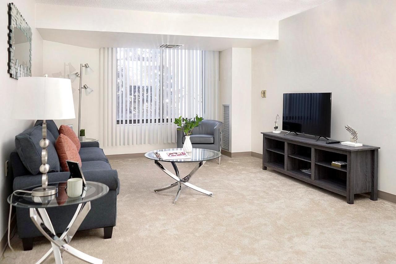 סאות'פילד Short Term Rentals At The Park At Trowbridge Senior Community מראה חיצוני תמונה